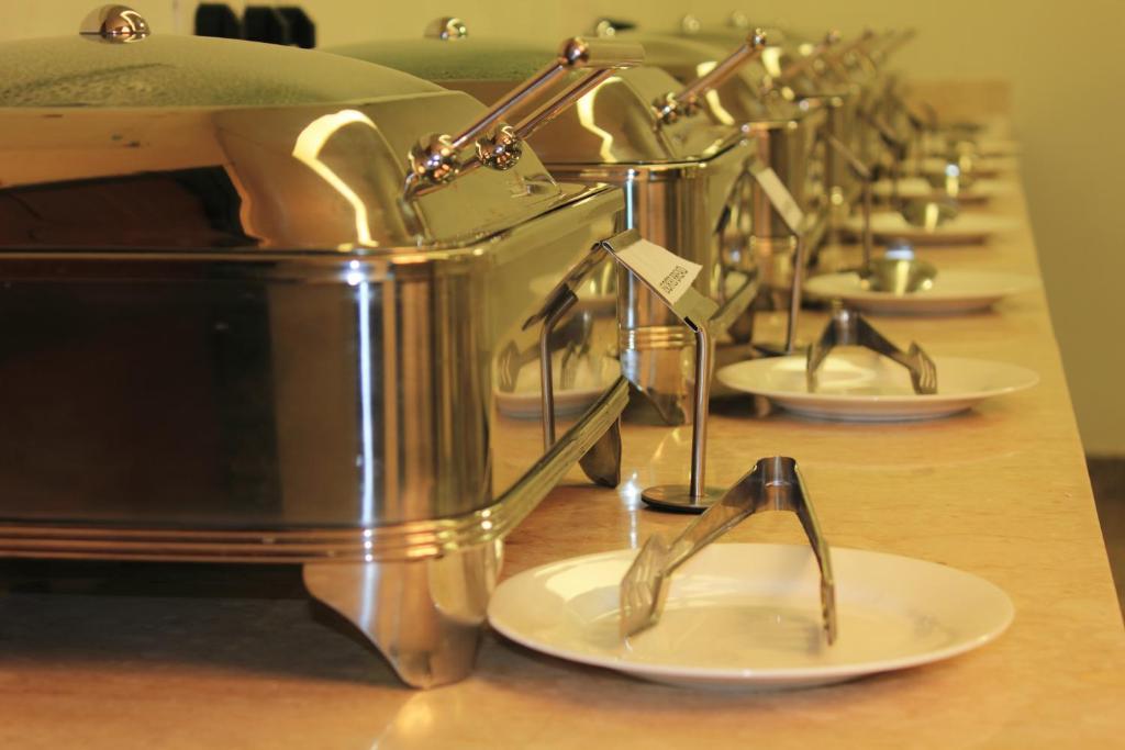 Hotel Ivory 32 New Delhi Bagian luar foto