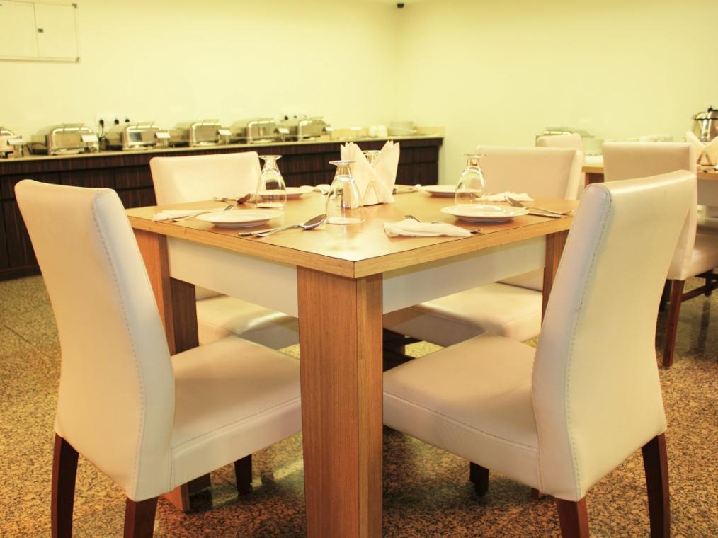 Hotel Ivory 32 New Delhi Bagian luar foto